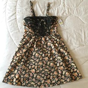 Jessica Simpson Floral Black Dress